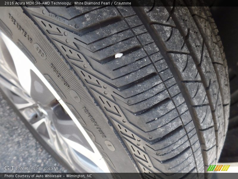White Diamond Pearl / Graystone 2016 Acura MDX SH-AWD Technology