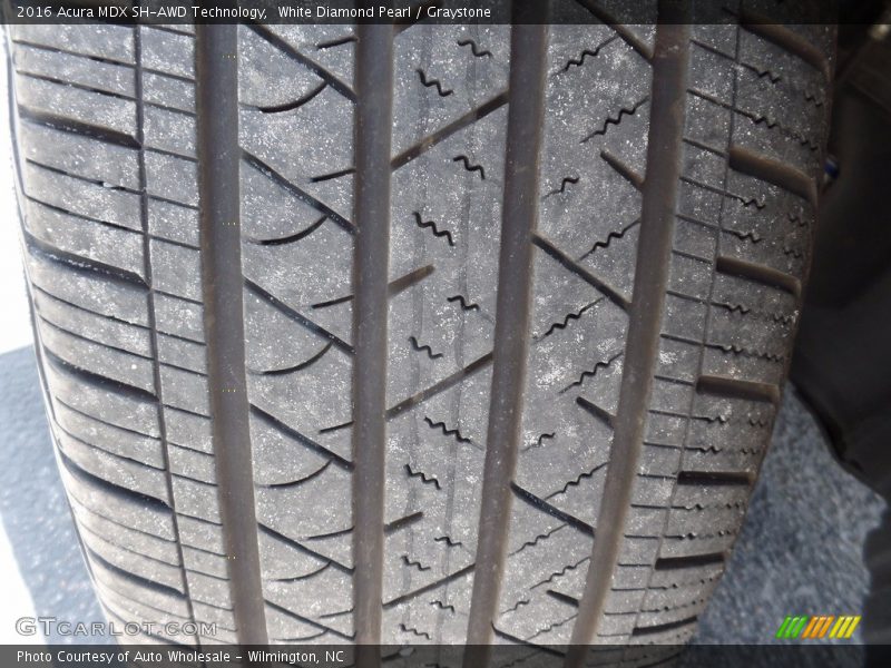 White Diamond Pearl / Graystone 2016 Acura MDX SH-AWD Technology
