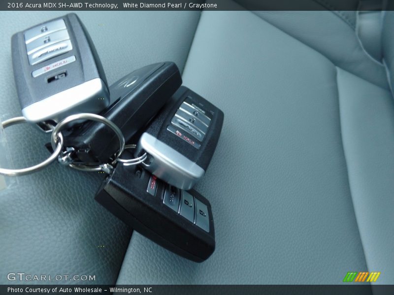 White Diamond Pearl / Graystone 2016 Acura MDX SH-AWD Technology