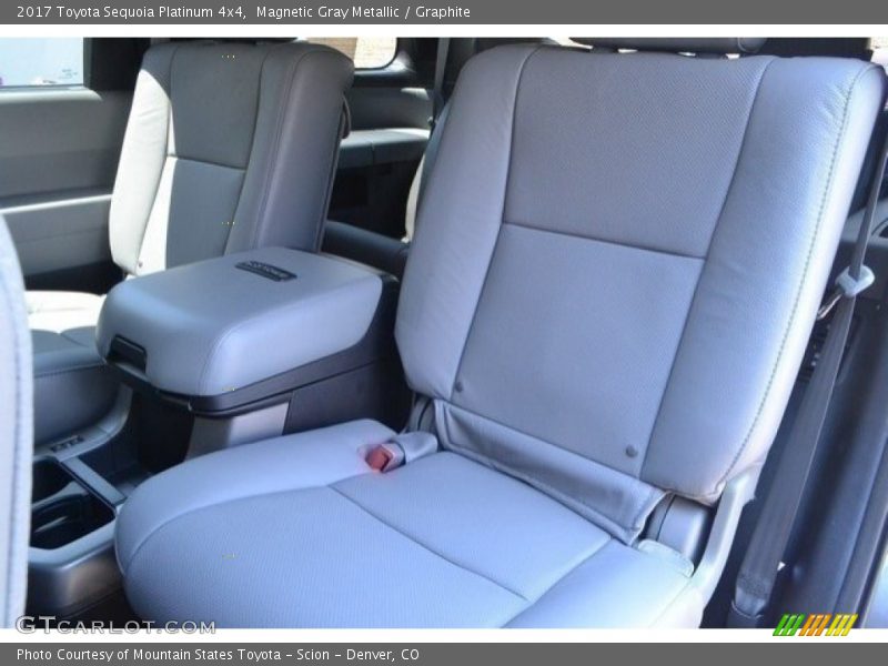 Magnetic Gray Metallic / Graphite 2017 Toyota Sequoia Platinum 4x4