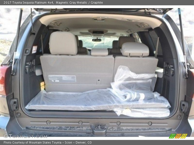 Magnetic Gray Metallic / Graphite 2017 Toyota Sequoia Platinum 4x4