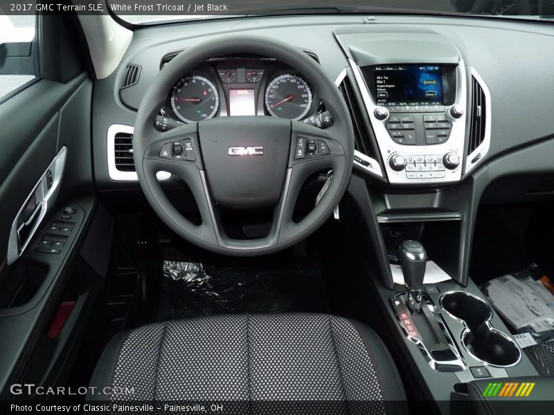 White Frost Tricoat / Jet Black 2017 GMC Terrain SLE