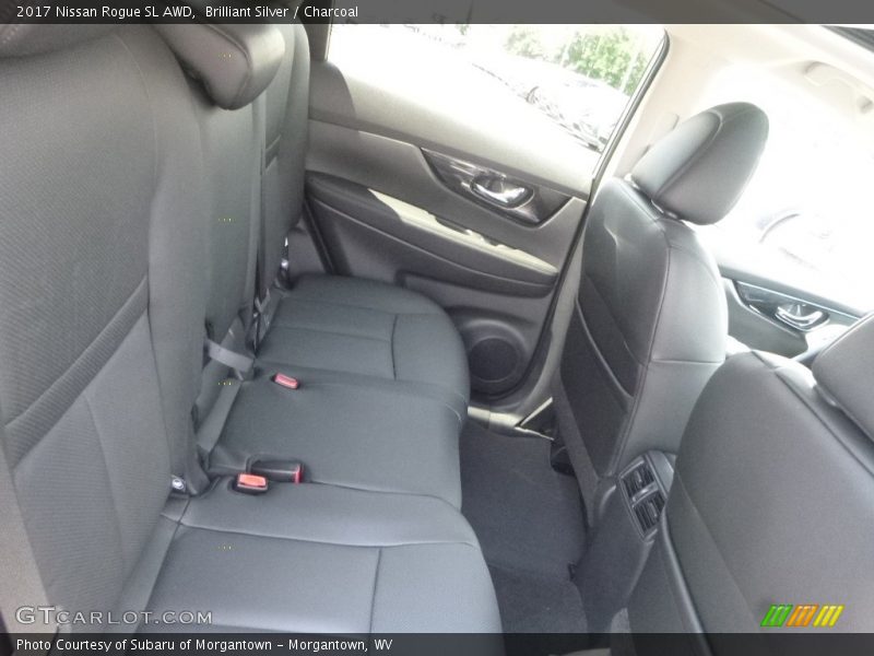 Brilliant Silver / Charcoal 2017 Nissan Rogue SL AWD