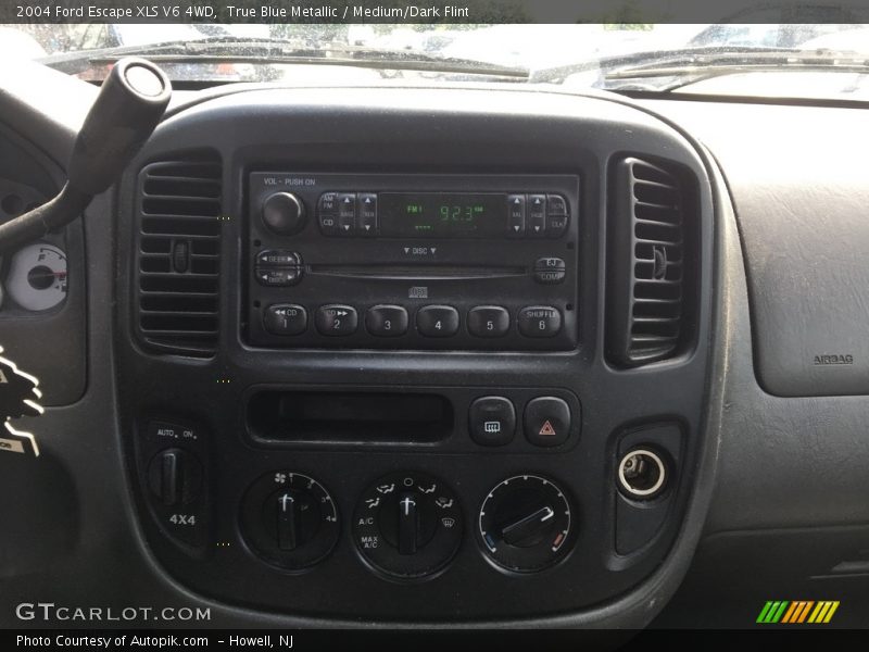 True Blue Metallic / Medium/Dark Flint 2004 Ford Escape XLS V6 4WD