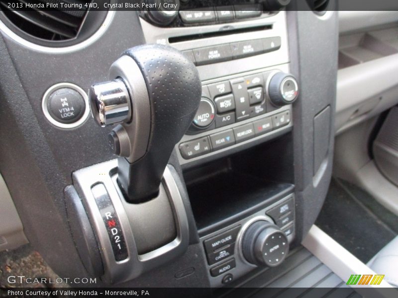 Crystal Black Pearl / Gray 2013 Honda Pilot Touring 4WD