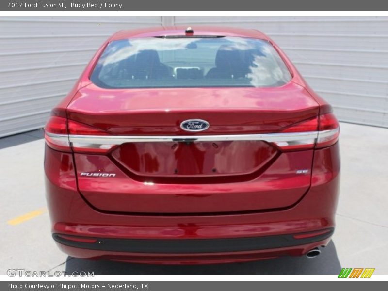 Ruby Red / Ebony 2017 Ford Fusion SE