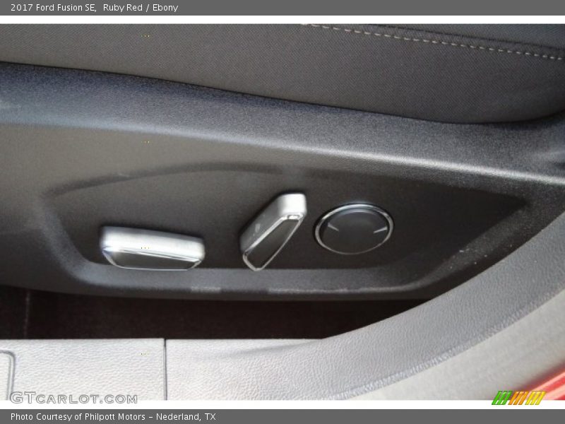 Ruby Red / Ebony 2017 Ford Fusion SE