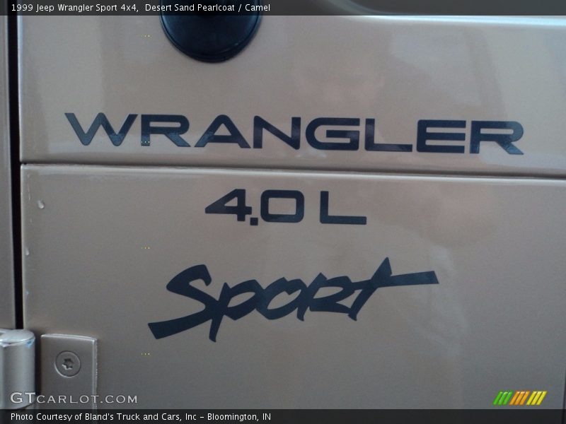 Desert Sand Pearlcoat / Camel 1999 Jeep Wrangler Sport 4x4