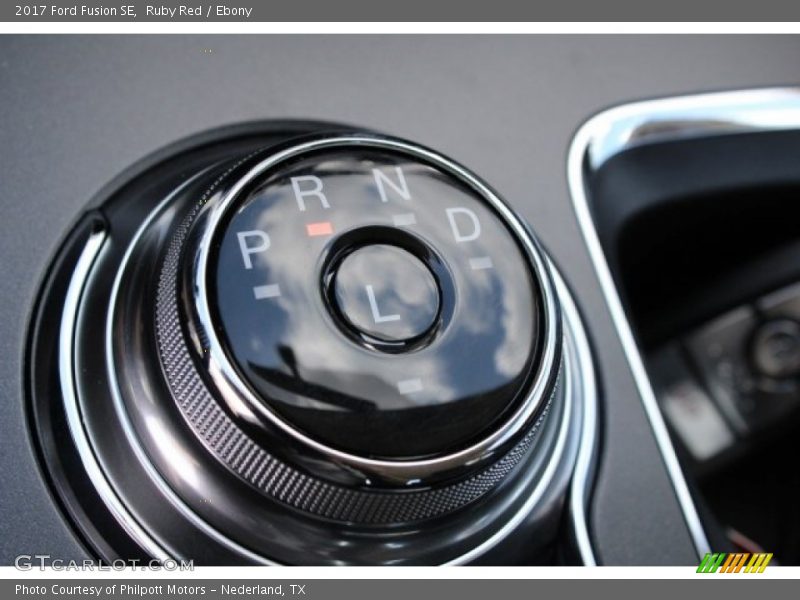 Ruby Red / Ebony 2017 Ford Fusion SE