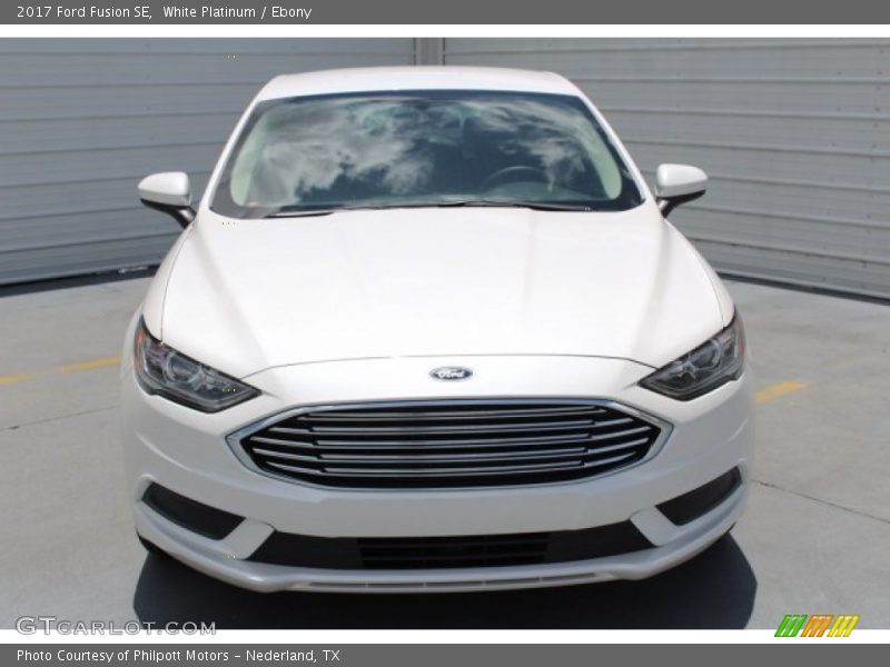 White Platinum / Ebony 2017 Ford Fusion SE