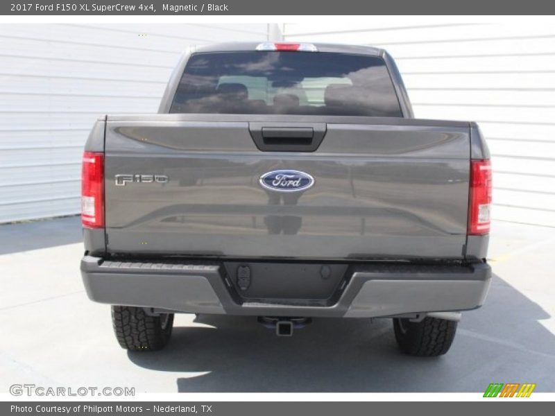 Magnetic / Black 2017 Ford F150 XL SuperCrew 4x4