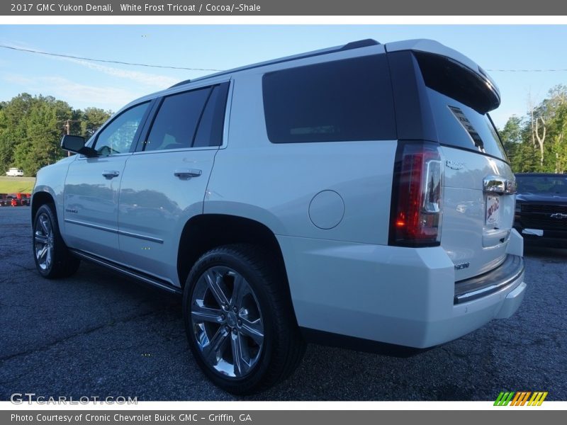 White Frost Tricoat / Cocoa/­Shale 2017 GMC Yukon Denali