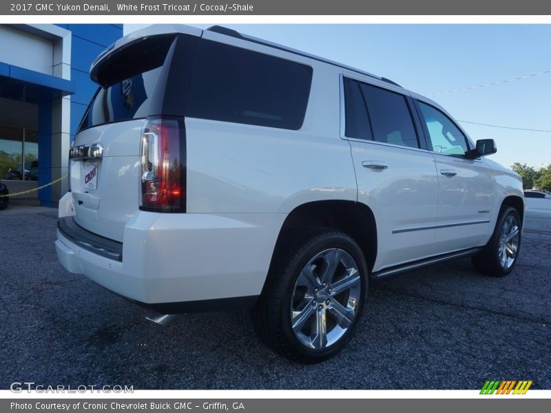 White Frost Tricoat / Cocoa/­Shale 2017 GMC Yukon Denali