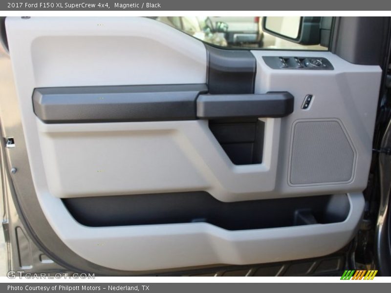 Magnetic / Black 2017 Ford F150 XL SuperCrew 4x4