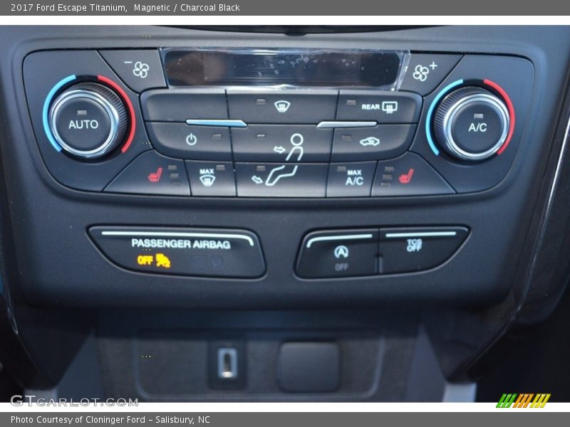 Magnetic / Charcoal Black 2017 Ford Escape Titanium