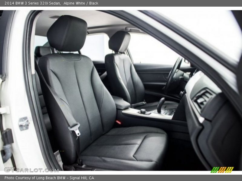 Alpine White / Black 2014 BMW 3 Series 320i Sedan