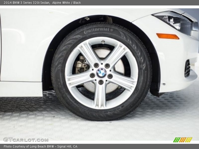 Alpine White / Black 2014 BMW 3 Series 320i Sedan