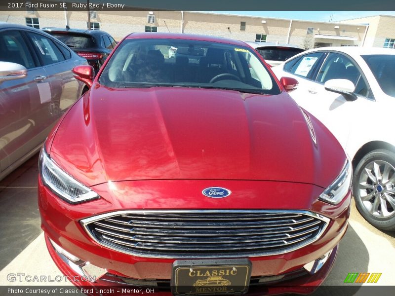 Ruby Red / Ebony 2017 Ford Fusion SE