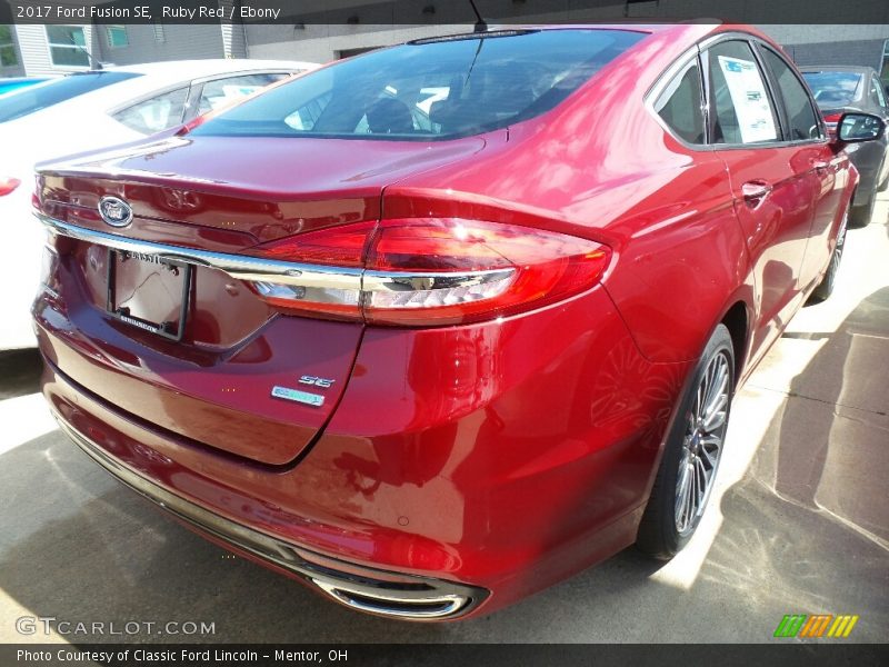 Ruby Red / Ebony 2017 Ford Fusion SE