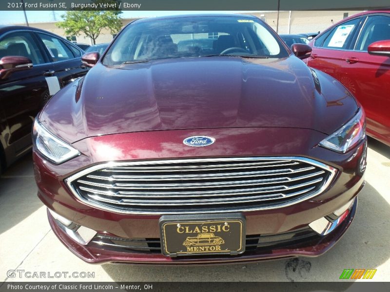 Burgundy Velvet / Ebony 2017 Ford Fusion SE