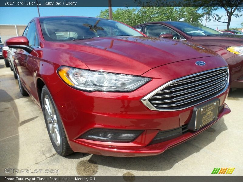 Ruby Red / Ebony 2017 Ford Fusion SE