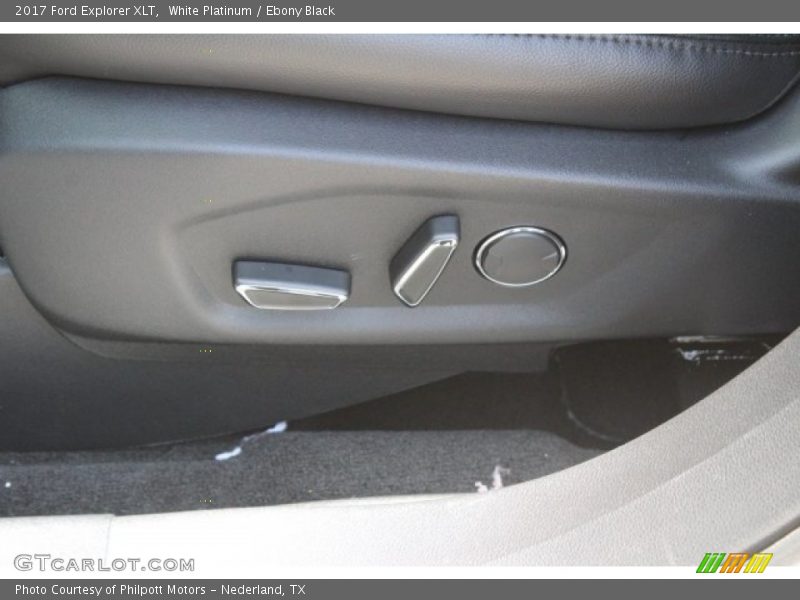 White Platinum / Ebony Black 2017 Ford Explorer XLT
