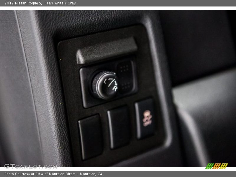 Pearl White / Gray 2012 Nissan Rogue S