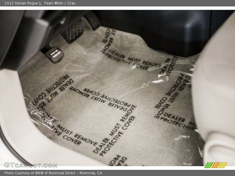 Pearl White / Gray 2012 Nissan Rogue S
