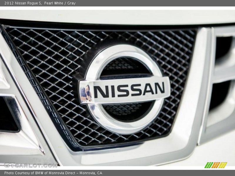 Pearl White / Gray 2012 Nissan Rogue S