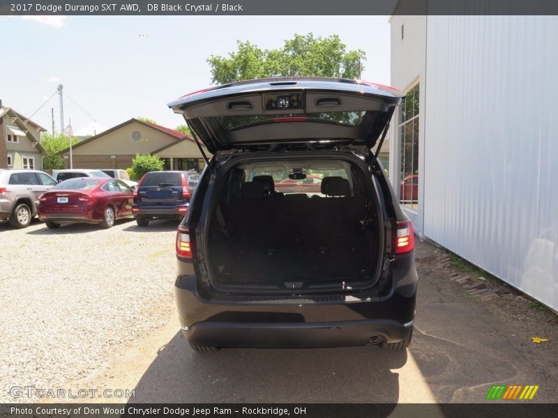DB Black Crystal / Black 2017 Dodge Durango SXT AWD