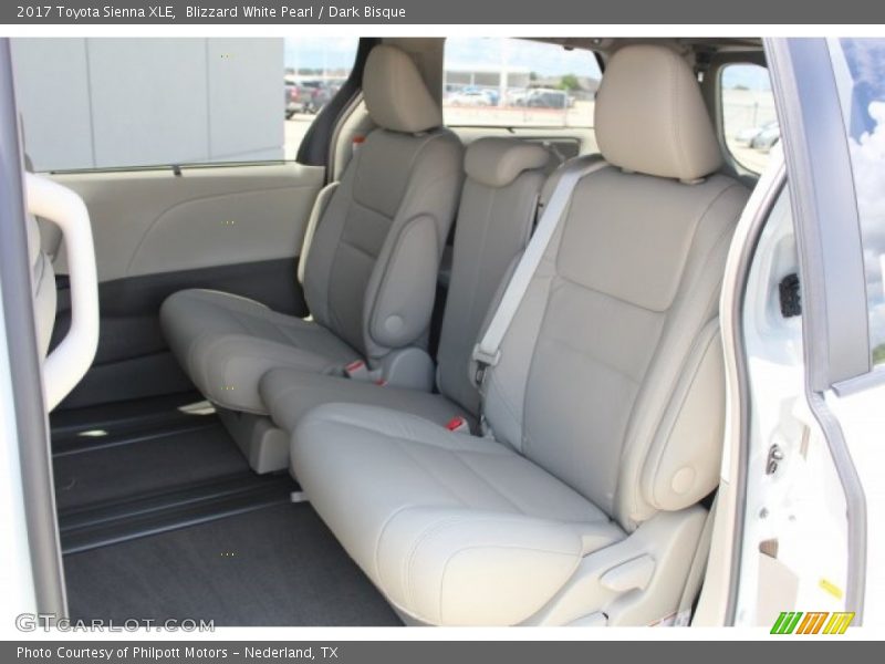 Blizzard White Pearl / Dark Bisque 2017 Toyota Sienna XLE