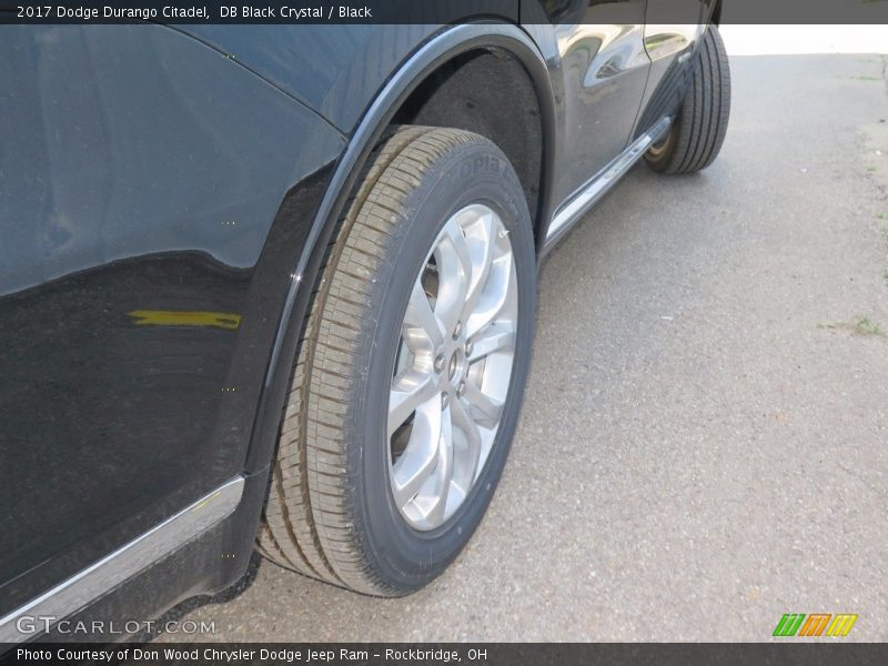 DB Black Crystal / Black 2017 Dodge Durango Citadel