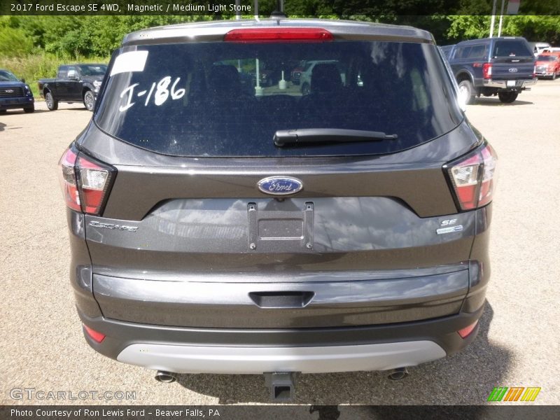 Magnetic / Medium Light Stone 2017 Ford Escape SE 4WD
