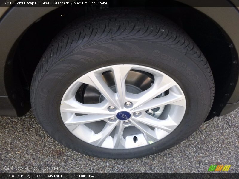 Magnetic / Medium Light Stone 2017 Ford Escape SE 4WD