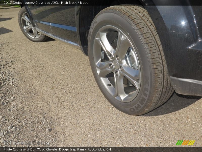 Pitch Black / Black 2017 Dodge Journey Crossroad AWD