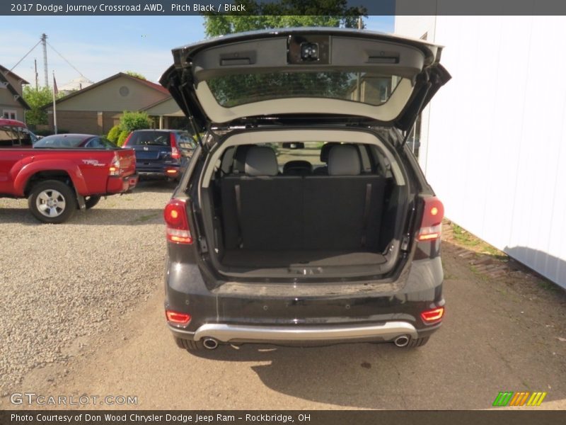 Pitch Black / Black 2017 Dodge Journey Crossroad AWD