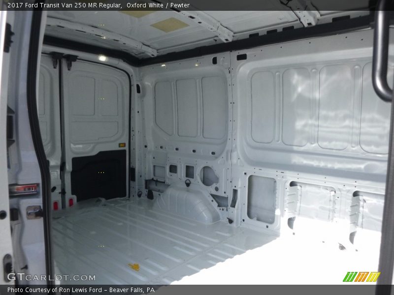 Oxford White / Pewter 2017 Ford Transit Van 250 MR Regular
