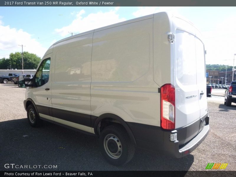 Oxford White / Pewter 2017 Ford Transit Van 250 MR Regular