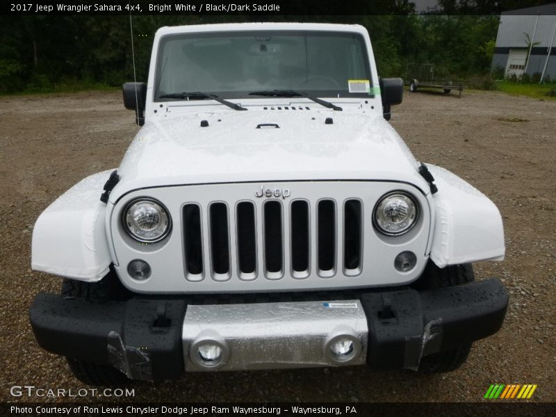 Bright White / Black/Dark Saddle 2017 Jeep Wrangler Sahara 4x4