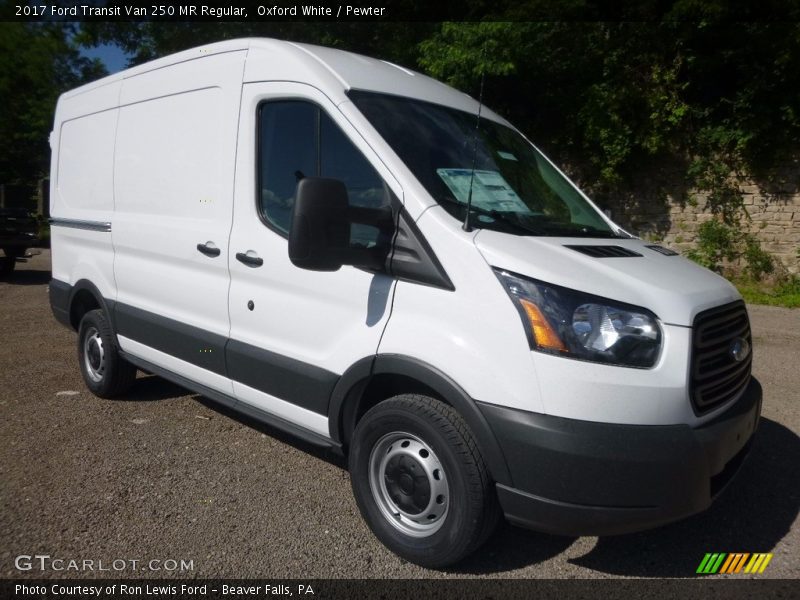 Oxford White / Pewter 2017 Ford Transit Van 250 MR Regular