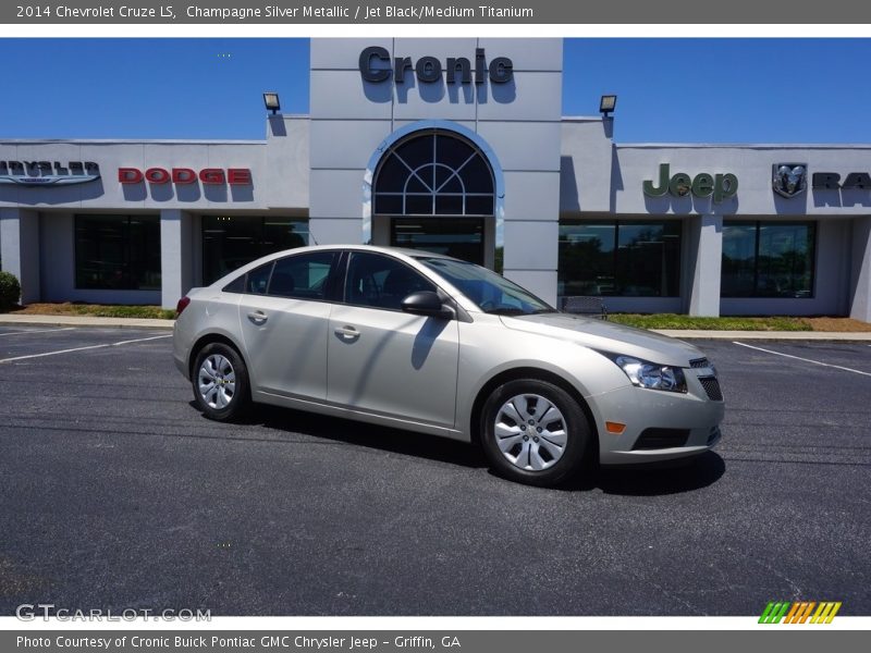 Champagne Silver Metallic / Jet Black/Medium Titanium 2014 Chevrolet Cruze LS