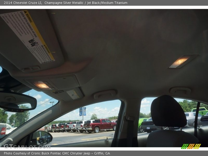 Champagne Silver Metallic / Jet Black/Medium Titanium 2014 Chevrolet Cruze LS