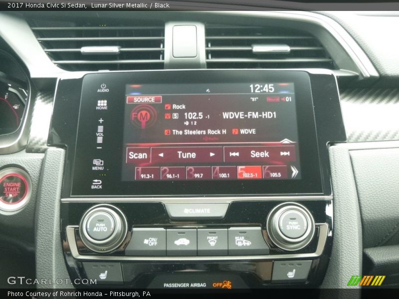 Controls of 2017 Civic Si Sedan