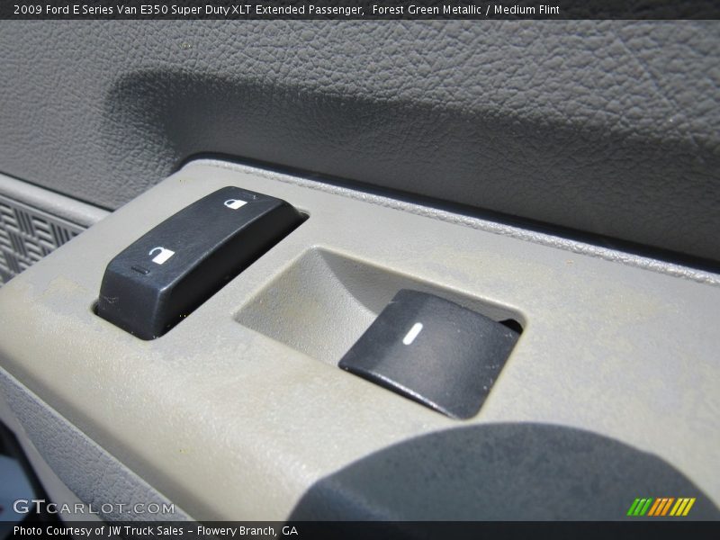 Forest Green Metallic / Medium Flint 2009 Ford E Series Van E350 Super Duty XLT Extended Passenger