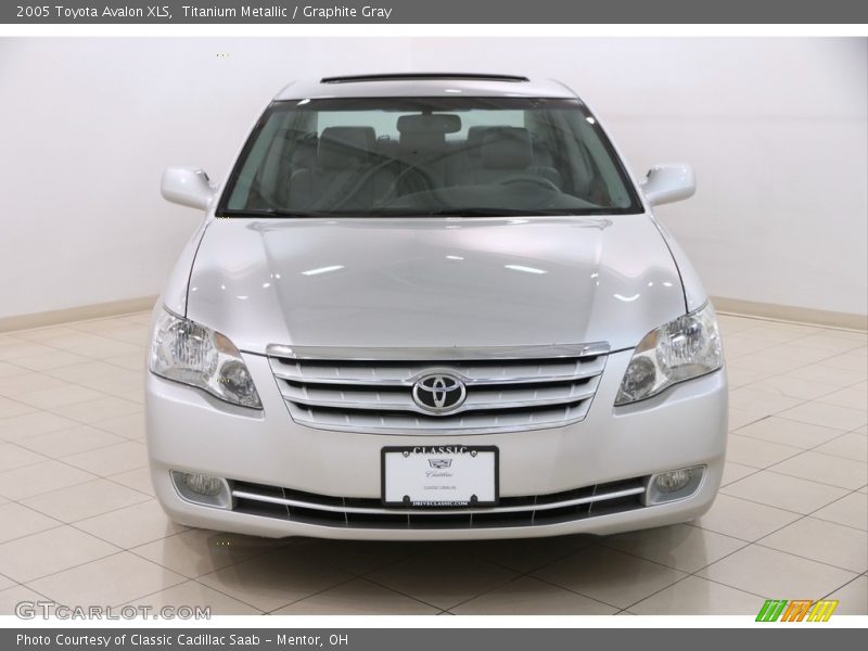 Titanium Metallic / Graphite Gray 2005 Toyota Avalon XLS