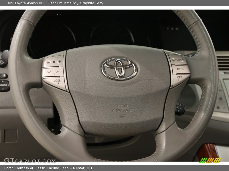 Titanium Metallic / Graphite Gray 2005 Toyota Avalon XLS