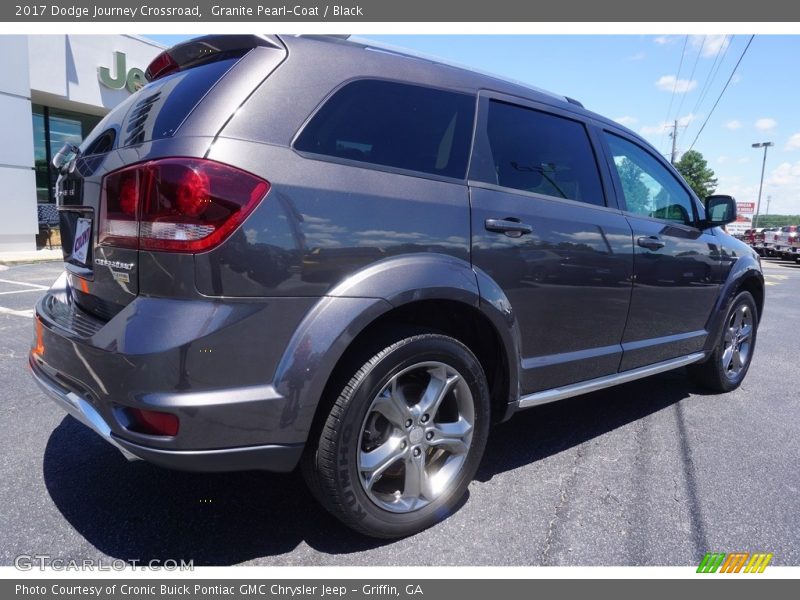 Granite Pearl-Coat / Black 2017 Dodge Journey Crossroad