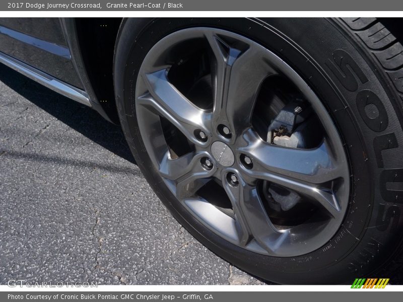 Granite Pearl-Coat / Black 2017 Dodge Journey Crossroad