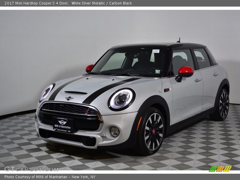 White Silver Metallic / Carbon Black 2017 Mini Hardtop Cooper S 4 Door