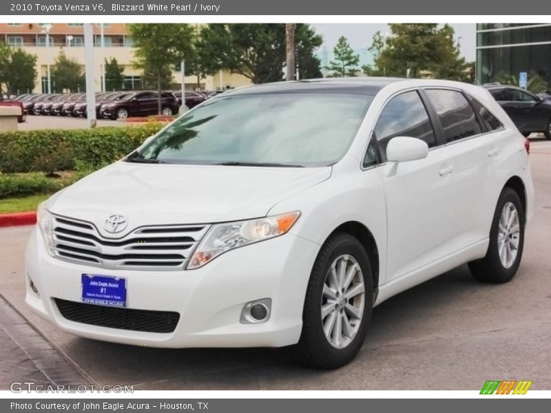 Blizzard White Pearl / Ivory 2010 Toyota Venza V6